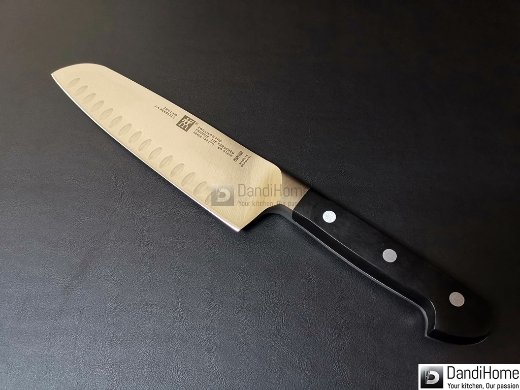 Dao Zwilling Santoku 7in Pro-01.jpg